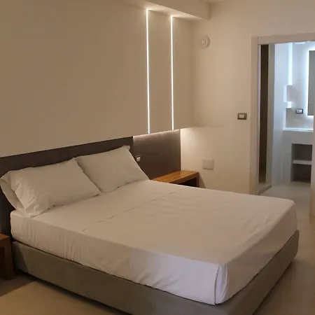 Hotel Seven 3*