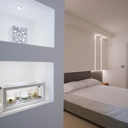 Hotel Seven