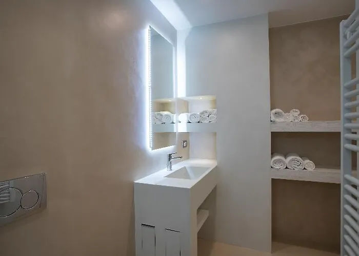 Seven Ξενοδοχείο 3*